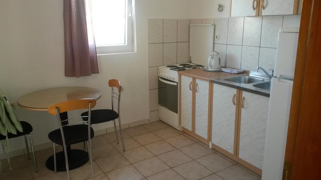 Apartments Sparada Mladen Grebastica Ngoại thất bức ảnh