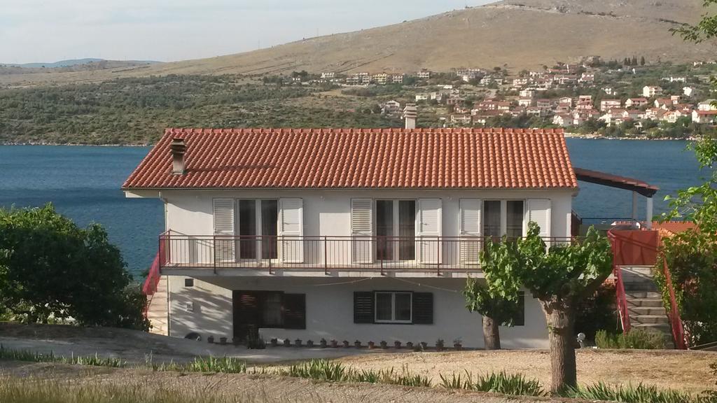 Apartments Sparada Mladen Grebastica Ngoại thất bức ảnh