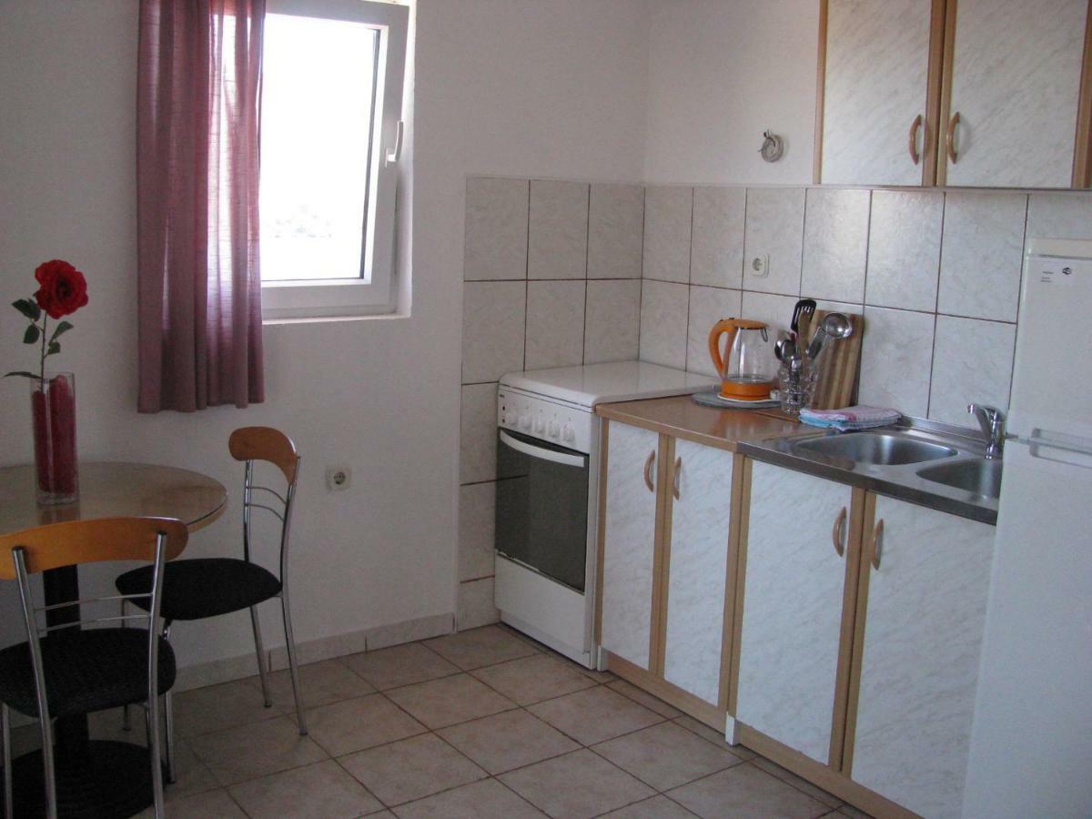 Apartments Sparada Mladen Grebastica Ngoại thất bức ảnh